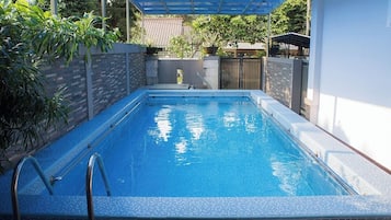 Piscina all'aperto