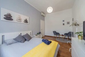 1 bedroom, free WiFi, bed sheets