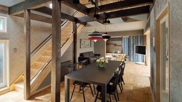 Traditional House, 4 Bedrooms, Kitchen, Garden View | Living area | 43-inch flat-screen TV with cable channels, heated floors