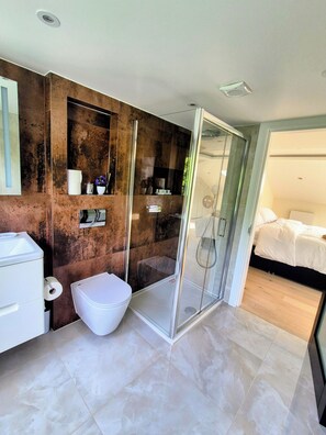 Shower, towels, soap, shampoo