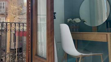 1 camera, ferro/asse da stiro, Wi-Fi, lenzuola