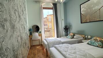 1 chambre, fer et planche à repasser, Wi-Fi, draps fournis