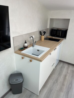 Private kitchen - Cosy studio near train station - Mâcon city center (Mâcon)