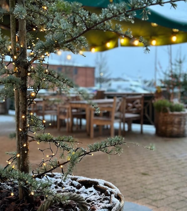 Terrace/patio - Hotel Steenbergs (Nykøbing Mors)