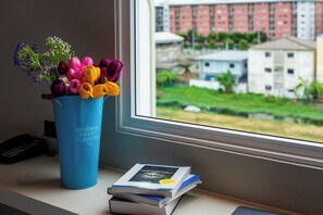 豪華雙人房 | 書桌、免費 Wi-Fi、床單