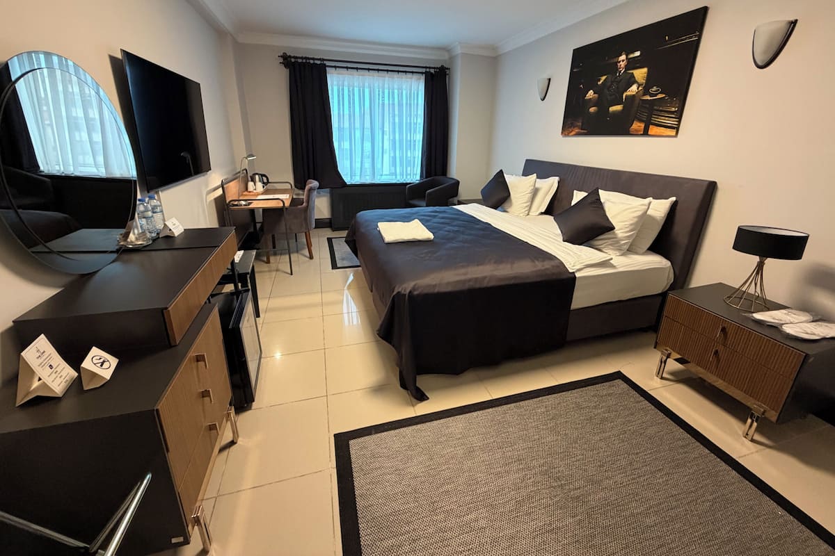 In-room safe, desk, laptop workspace, blackout curtains