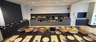 THE ONE HOTEL
