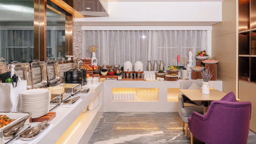 Lavande Hotel Kunming Wujiaba CBD