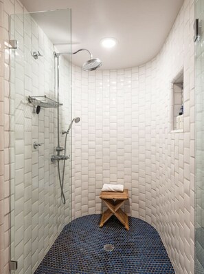 Hair dryer, towels