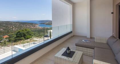 Orange Tree Villa with private pool