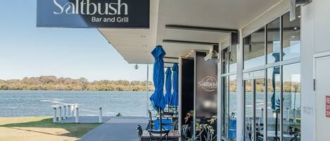 Restauration en plein air