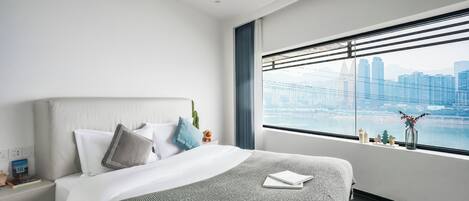 Comfort Double Room, River View | Desk, free WiFi