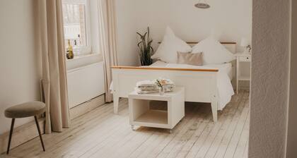 GĂ€stehaus & Stall-Loft