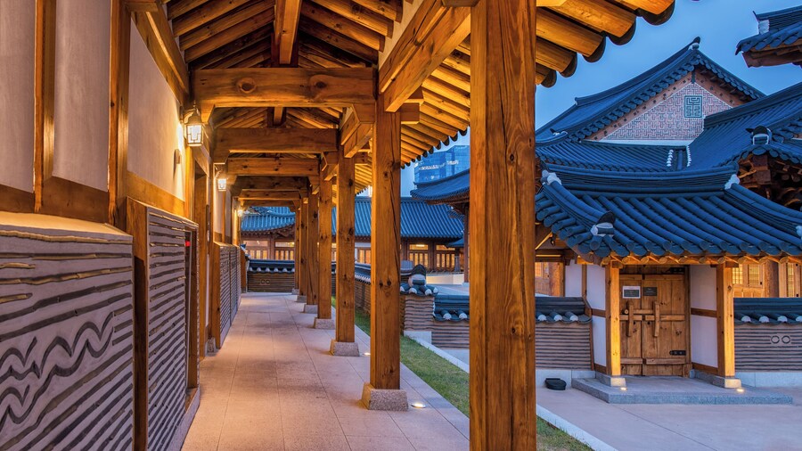 Gyeongwonjae By Walkerhill