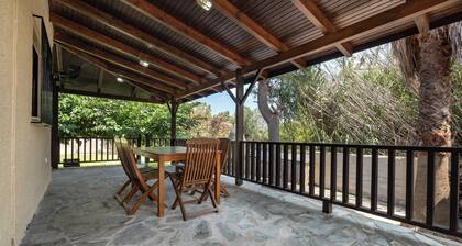 Seaside Serenity Retreat – Nea Makri by ΜΡS