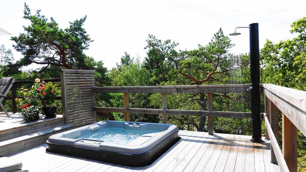 Shared Dormitory, 1 Bedroom, Smoking, Balcony | Outdoor spa tub - Room-cabin for 2, Full Breakfast, Bikes, (Ingaro)