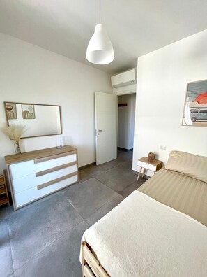 2 chambres, fer et planche Ă repasser, Wi-Fi, draps fournis
