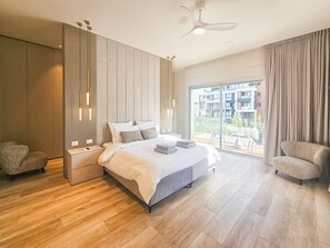 4 bedrooms, in-room safe, iron/ironing board, free WiFi