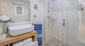 Bathroom - Spacious house with terrace, air conditioning and WiFi, Palamós (Palamós)