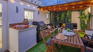 Outdoor dining - Spacious house with terrace, air conditioning and WiFi, Palamós (Palamós)