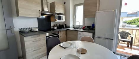 Fridge, microwave, oven