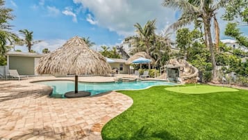 Piscine extérieure, piscine chauffée