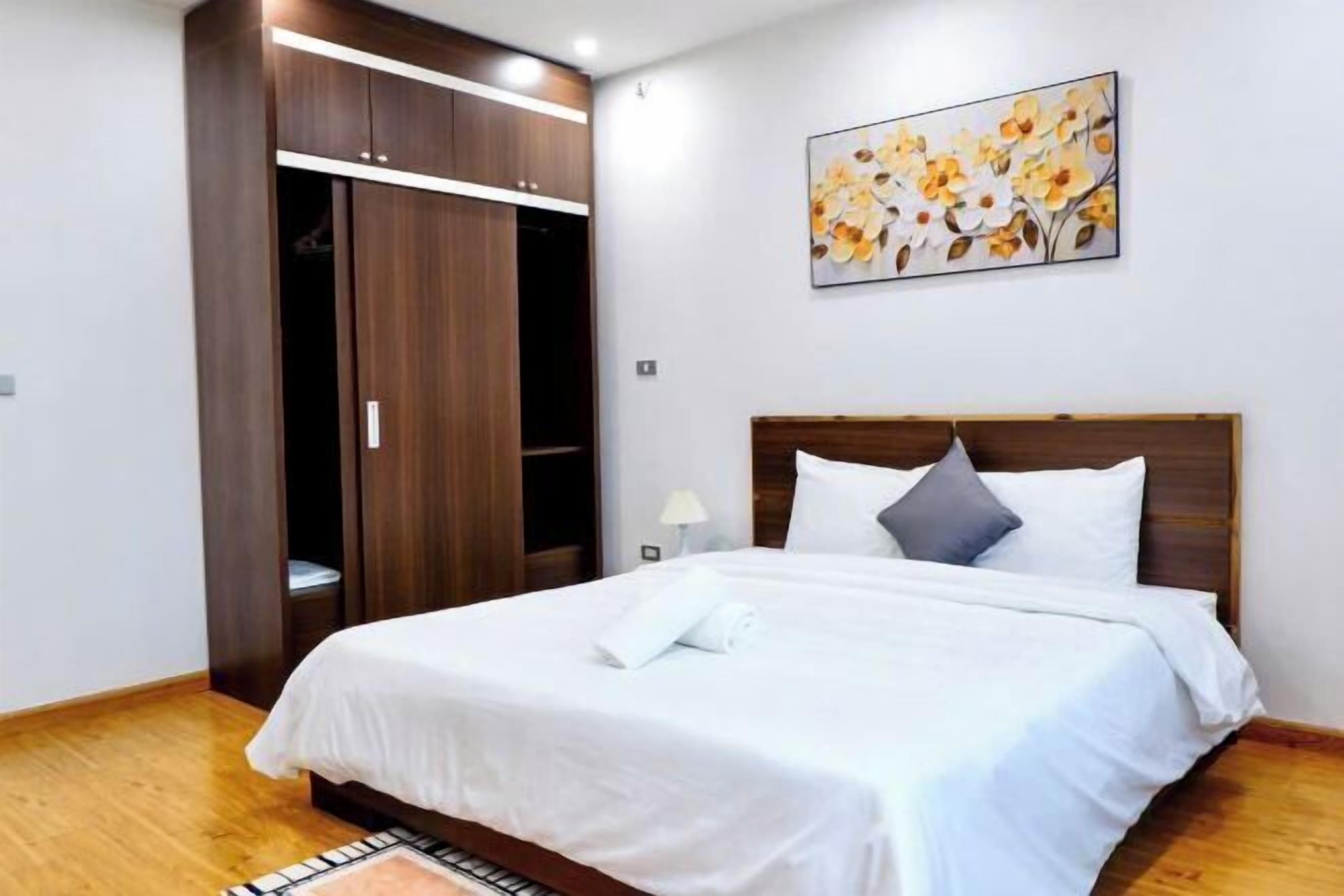 Pillow-top beds, desk, laptop workspace, blackout curtains