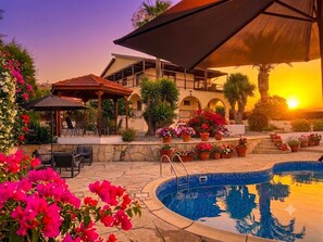 Villa, 4 Bedrooms, Private Pool, Garden View | Pool