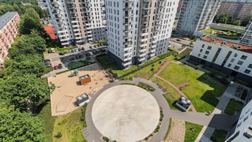 Căn hộ phong cách cổ điển, ban công, quang cảnh biển | Hiên