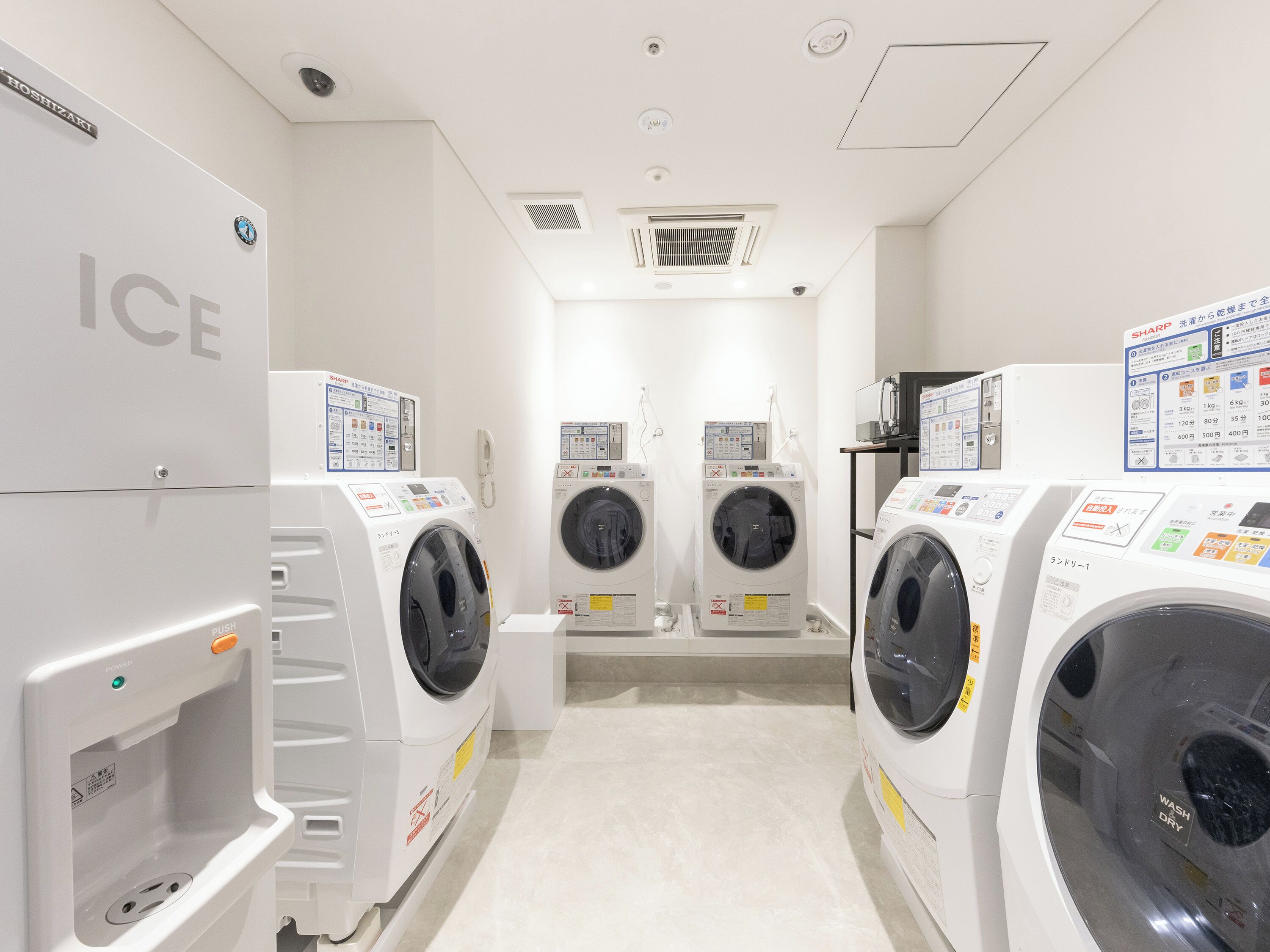 Photo - Brackets Hotel Osaka Hommachi