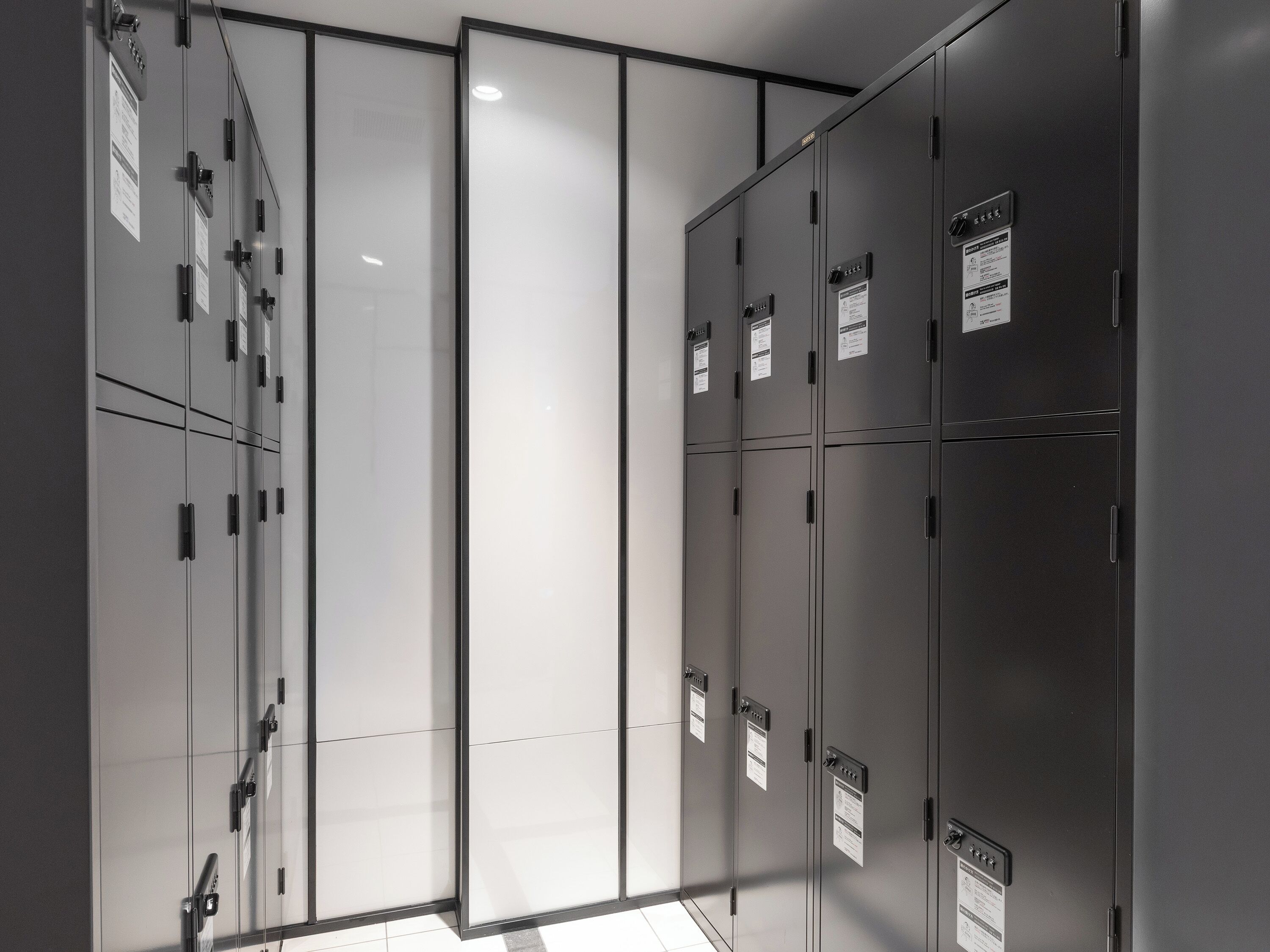 Photo - Brackets Hotel Osaka Hommachi