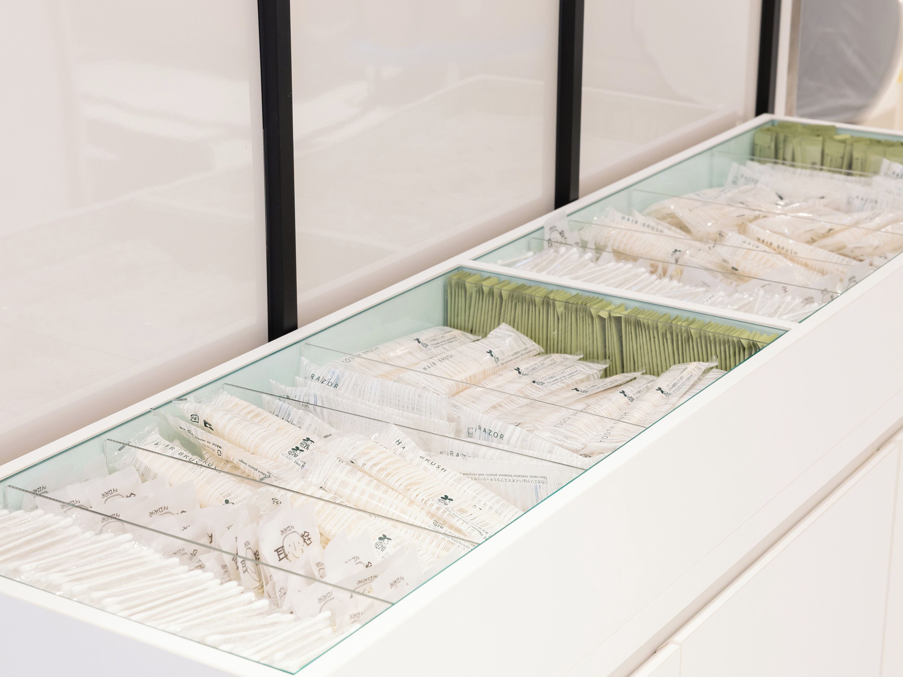 Photo - Brackets Hotel Osaka Hommachi