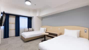 ألحفة محشوة بالريش وخزنة داخل الغرفة وستائر تعتيم وواي فاي مجانًا