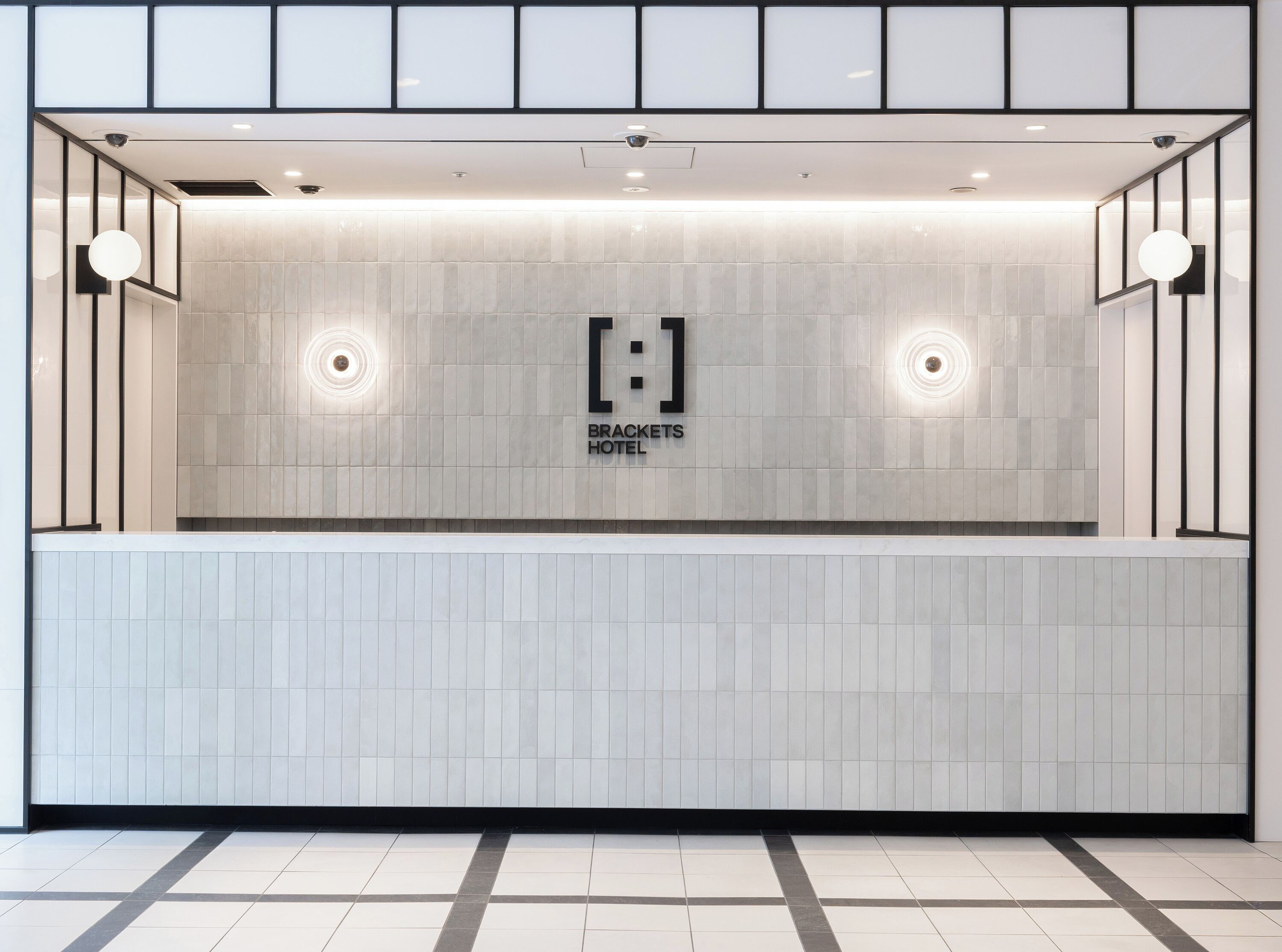 Photo - Brackets Hotel Osaka Hommachi