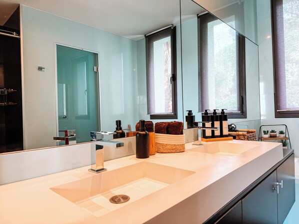 Hair dryer, bidet, towels, soap