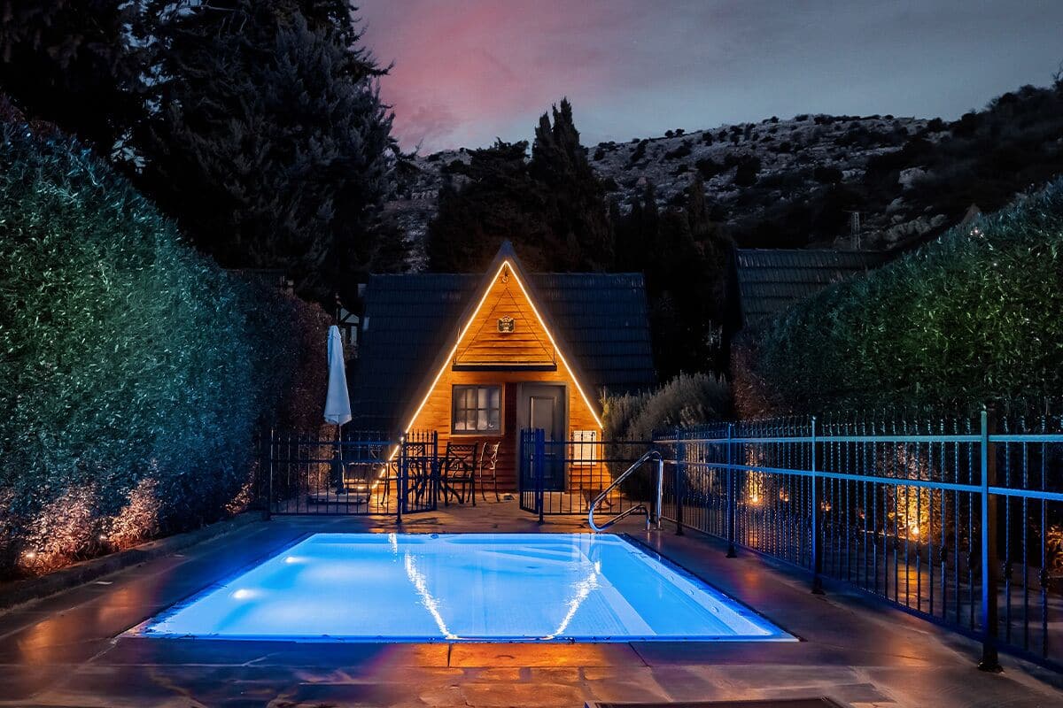 Deluxe Cabin with Private Pool | Minibar, in-room safe, soundproofing, WiFi (free)