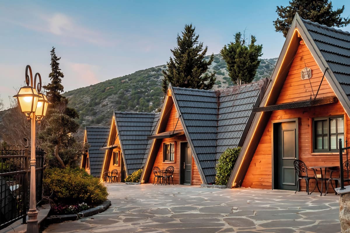 Deluxe Cabin | Minibar, in-room safe, soundproofing, WiFi (free)