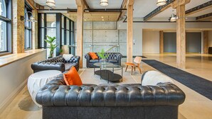 Interior - Bradshaw Lofts: The Tapestry (Stratford)