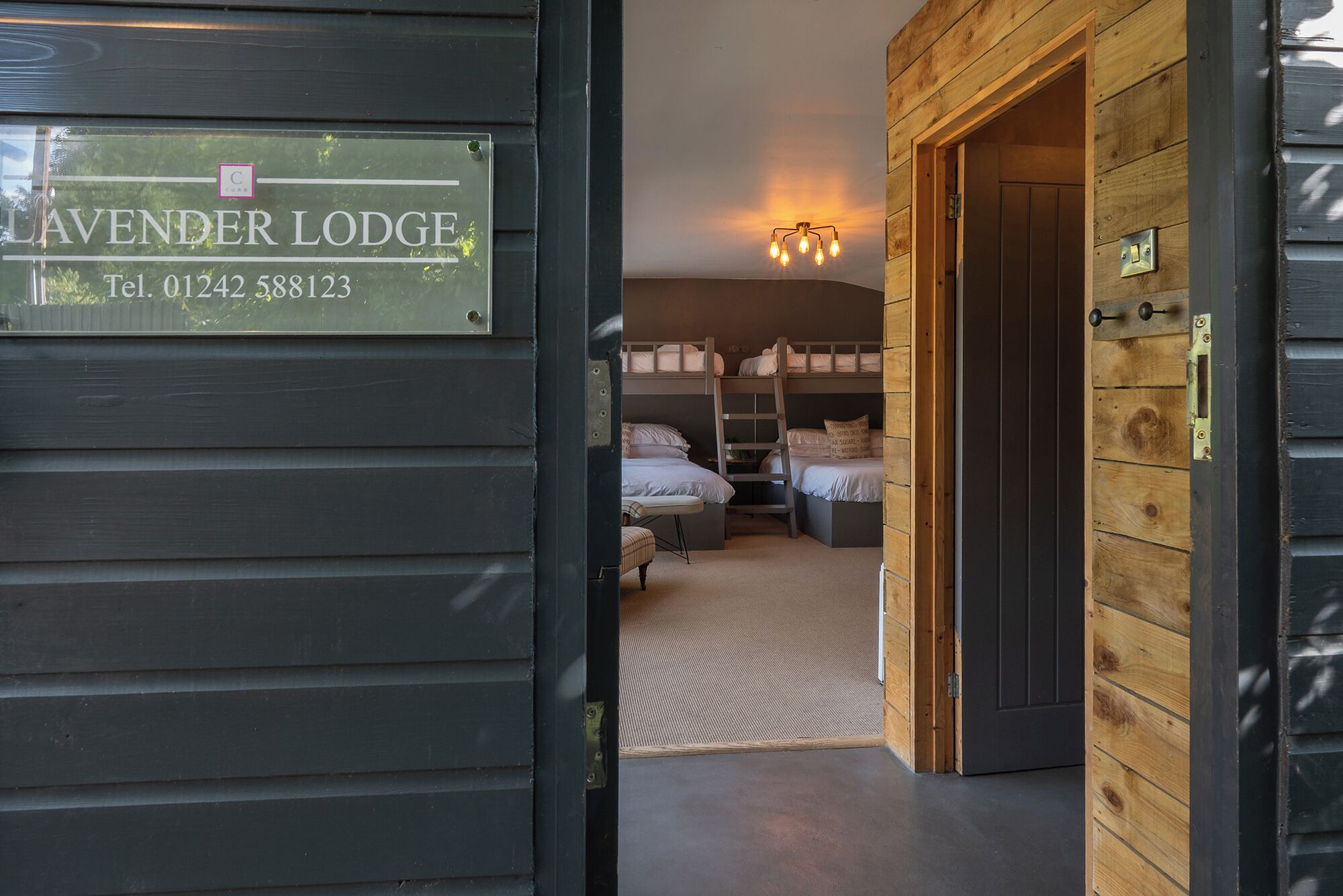 6 間睡房、熨斗/熨衫板、Wi-Fi、床單