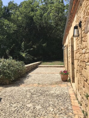 Enceinte de l’hébergement