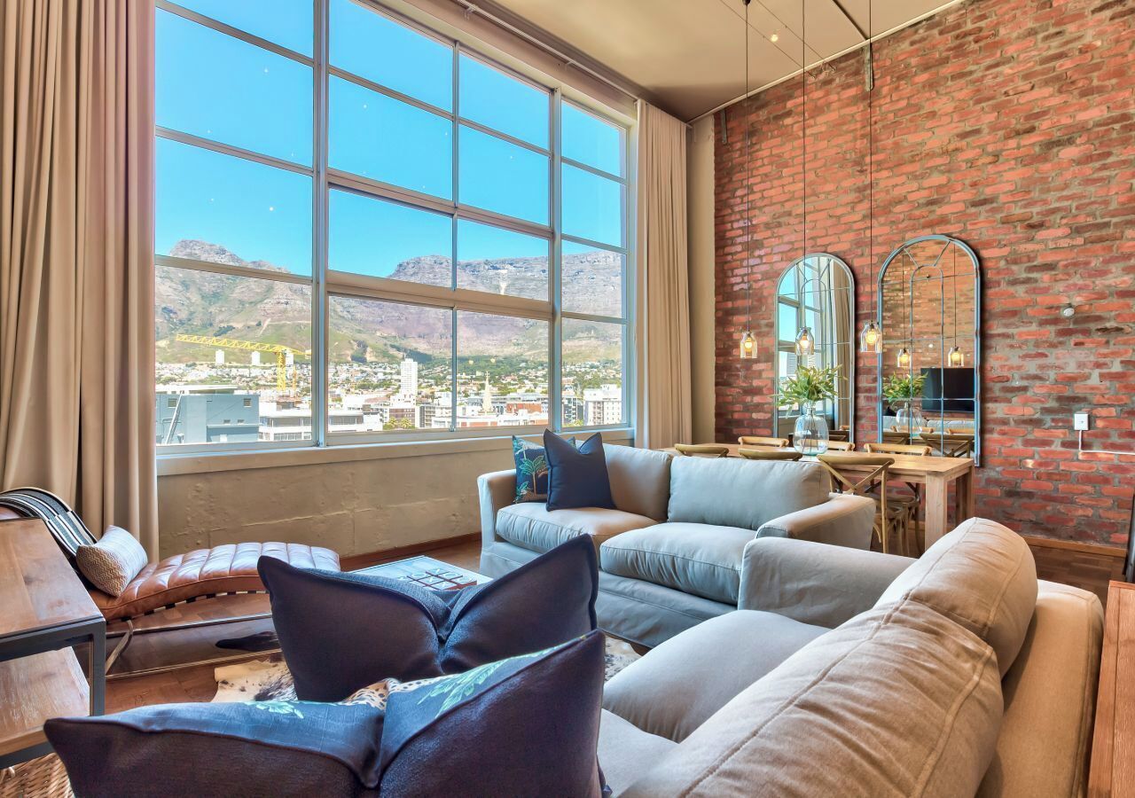 Luksusullakkohuoneisto, vuoristonäköala | Silitysrauta/-lauta, ilmainen Wi-Fi