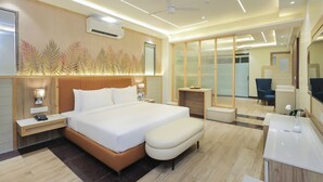 Luxury Double Room, City View