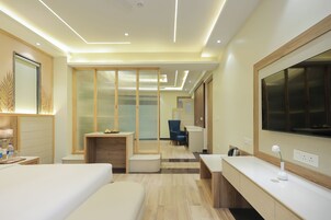 Luxury Double Room, City View | Desk, laptop workspace, wheelchair access