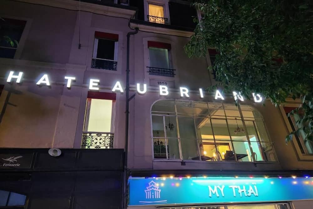HOTEL CHATEAUBRIAND