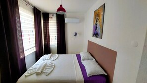 1 bedroom, iron/ironing board, travel cot, free WiFi