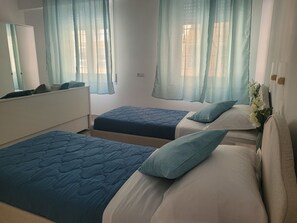 2 bedrooms, WiFi, bed sheets
