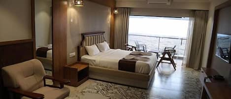 Luxury Single Room