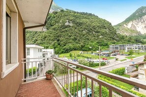 Standard Apartment, Multiple Bedrooms (Casa Epofo) | Property grounds