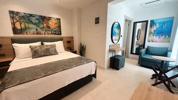 Quarto standard, vista para o jardim | Roupas de cama premium, frigobar (abastecido com itens grátis)