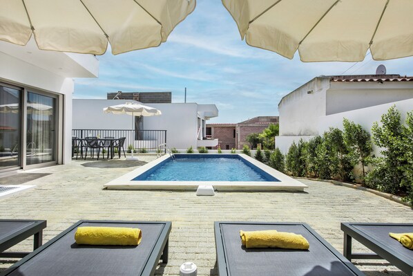Piscine extérieure